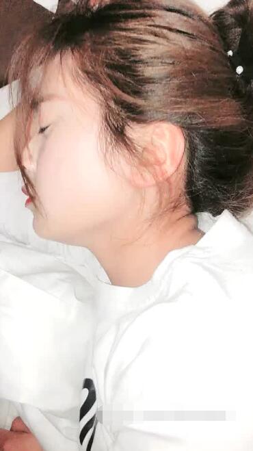 [主播探花] 2021-05-05 迷人的小姐姐05-05直播实录