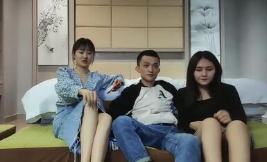 老嫖探花03-31妹子的逼太松射不出来双飞美女