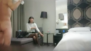 【利利坚辛苦】，近期爱上大长腿了，外围场女神，175cm极品车模 1