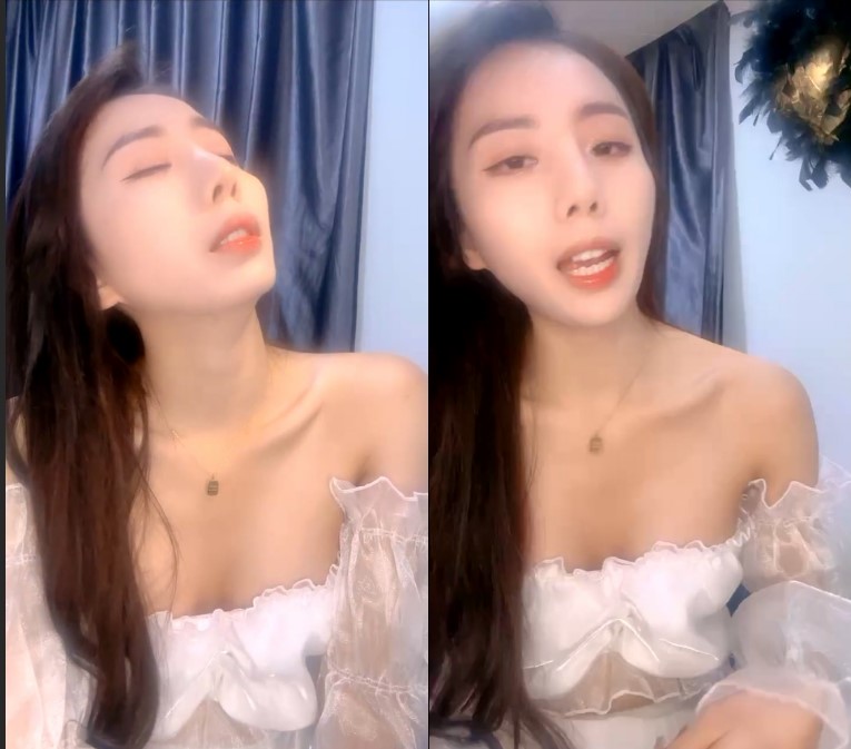 极品尤物性感女神！白色网袜顶级美腿！跪地吸吮大屌，毒龙转舔菊花，美臀细腰骑乘位爆操