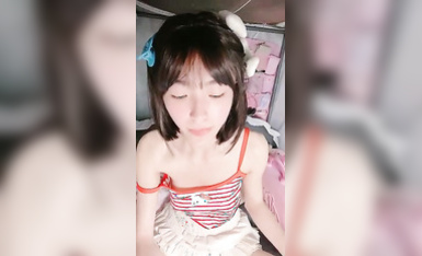 學生主播@我就是嗚崽醬 宿舍尺度福利秀 第二彈3 (2)