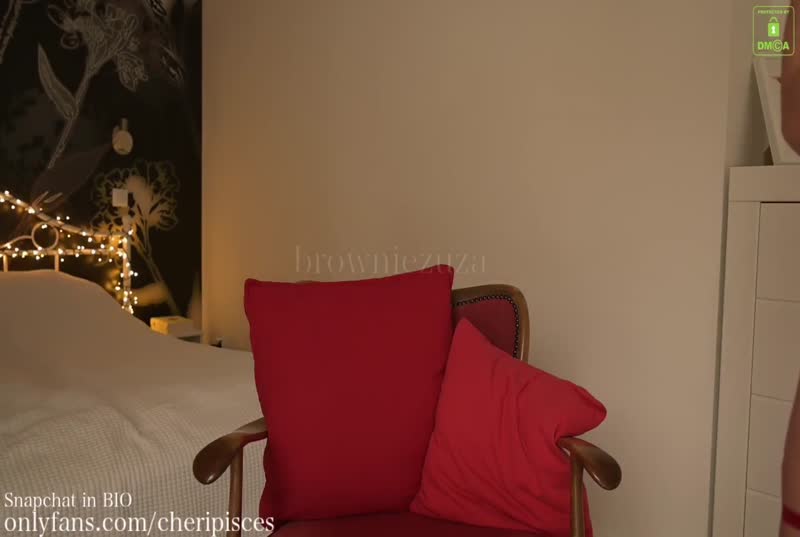 模特范极品主播browniezuza 直播合集+付费内容40