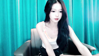 新合集~百擼不厭【不純學妹_lucy_1811】魔鬼中的天使~絲襪美腿~漏奶揉逼~道具自慰 (37)