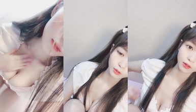 絕對的女神【金閃閃】揉奶扳穴自慰~看一眼就想射 (4)