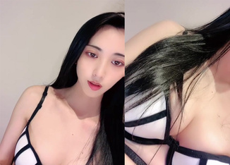 綠播女神【587吃桃】明星顏值~夾奶頭搖鈴~黑絲大長腿~蜜桃臀 (3)