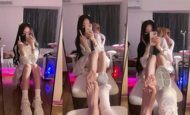 奈奈生-白襪對鏡倒計時榨精