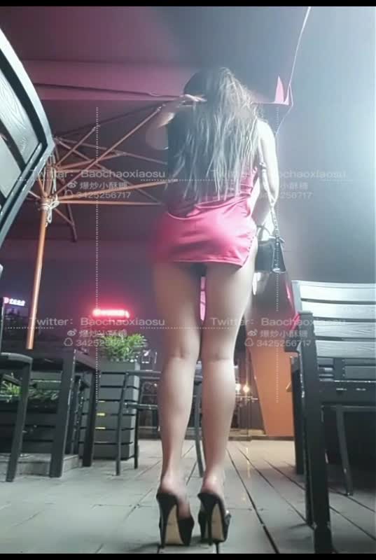 红色超短旗袍街拍漏出7