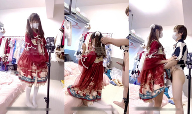 洛麗塔小可愛【軟軟兔Lt774523412】超可愛的LO裙小女僕來咯 輕花嫁白絲LO娘主動上位騎乘 人前乖乖女人後小狗 用小穴溫暖爸爸的大雞巴