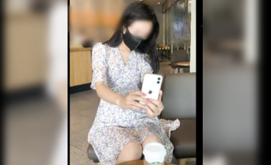 天花板級約炮大神『mmmn753』-咖啡店自慰，情不自禁的那種，趕緊去停車場艹