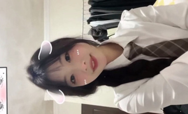 【必擼精品】湖南湘西民族職業技術學院向芳和學長酒店約炮，被現男友發現曝光性愛視頻！