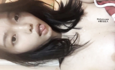 【反差婊檔案】情侶泄密，校花級大美女玩調教游戲，少女少婦都是小母狗！