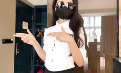 天花板級約炮大神『Adeless2』反差小白領打電話給男友，問他什麼時候回來上班！人生贏家約炮 白領 人妻 御姐① (1)