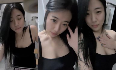 2024年6月，學生妹挺叛逆，【你的白月光】，在宿舍就把慾望寫臉上了，極品美穴，身材一流很挑逗！(3)