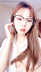 【蜜桃允兒】長腿御姐!_裸舞道具自慰啪啪狂射一身! (11)