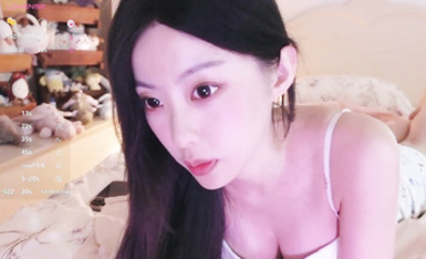 stripchat高顏值主播【Cecilia0903】氣質女神直播日常 (30)