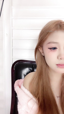 发育极好的精神小妹！【椰子呀】全裸热舞~