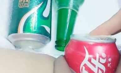 男友JJ太小，各种酒瓶易拉罐插B