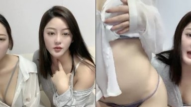 全网最美双胞胎，姐姐妹妹嗨起来颜值很高带上口罩开始撩